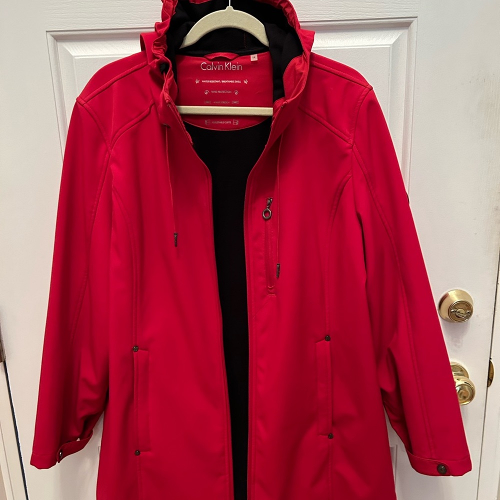 Calvin Klein Women’s Plus Size Softshell Hooded Raincoat